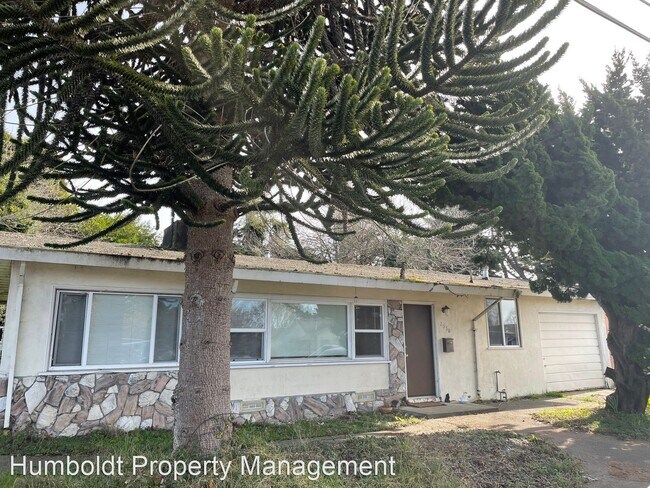 Building Photo - 3 br, 1 bath House - 2550 Alliance Road