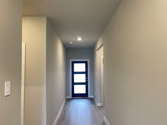 Building Photo - 6406 Brazos Trl Dr