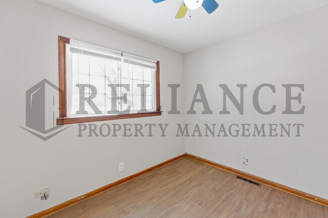 Building Photo - 8300 W 9th St N