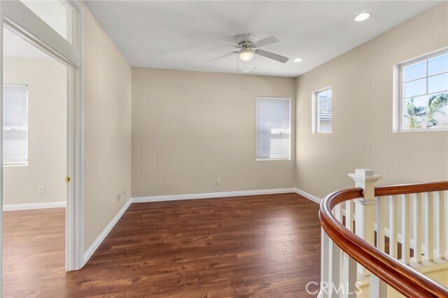 Building Photo - 104 Silver Fox