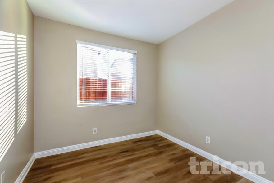 Building Photo - 13741 Starshine Dr