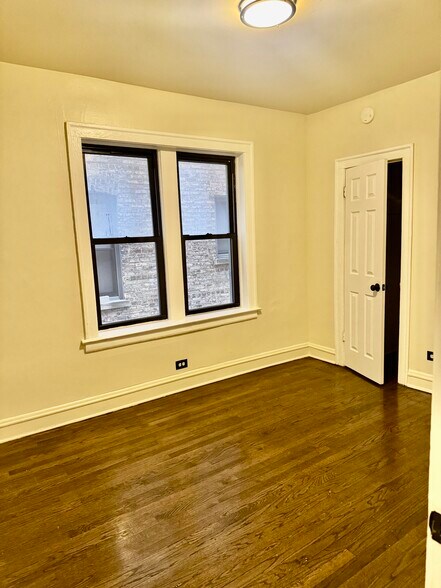 Building Photo - 7952 S Champlain Ave