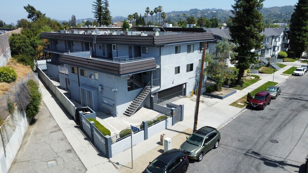 Building Photo - 4638 Tilden Ave
