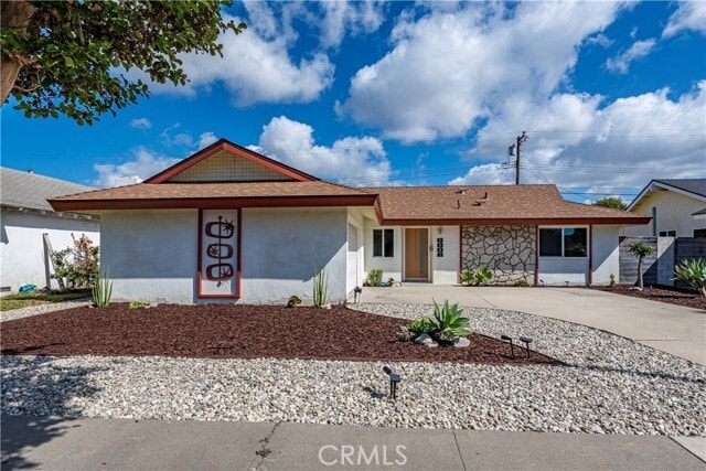 Building Photo - 5681 Mangrum Dr