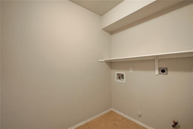Building Photo - 1415 Coral Cay Ln