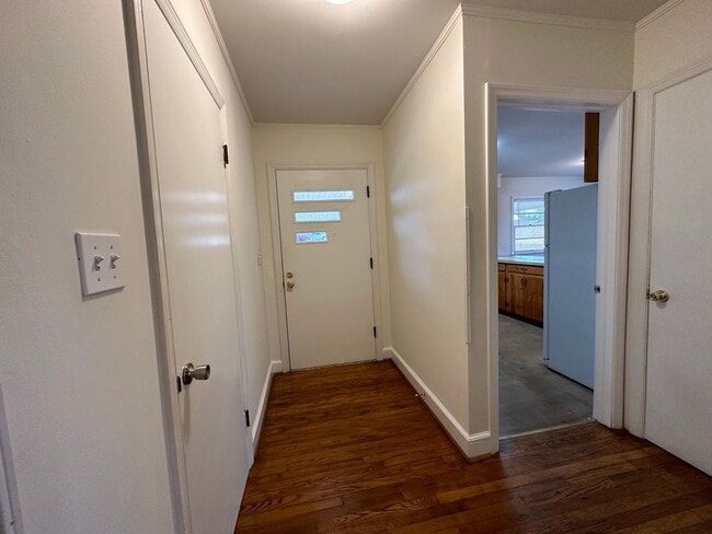 Building Photo - 3 Bed/2 Bath in Seneca, SC