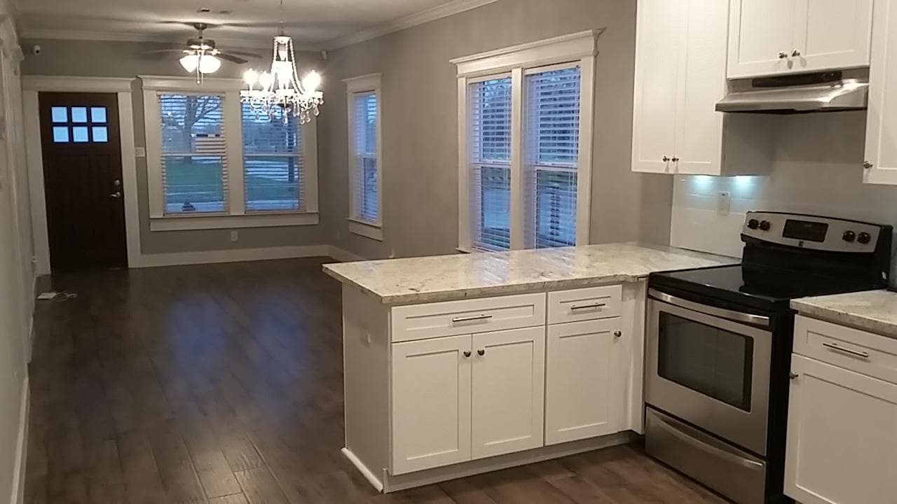 Building Photo - 4401 Elysian St