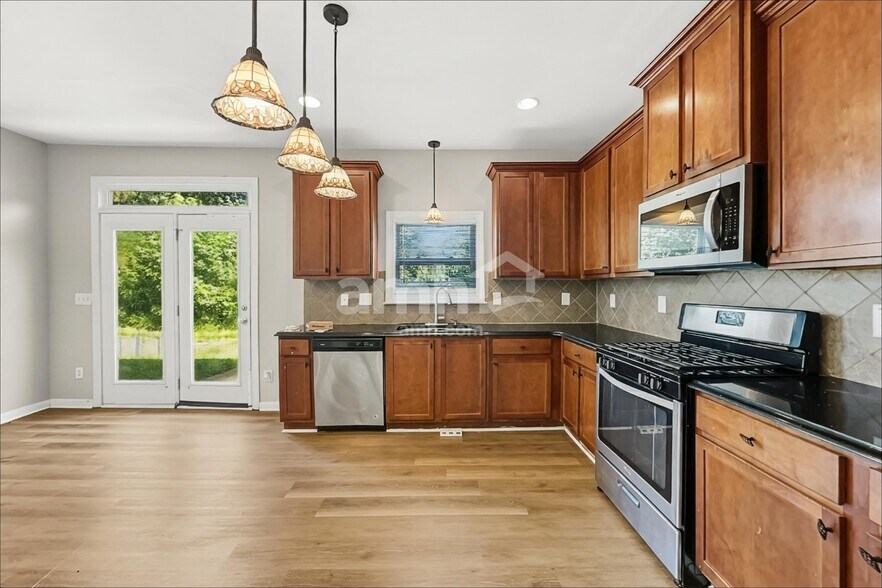 Building Photo - 1396 Revel Cove Dr SW
