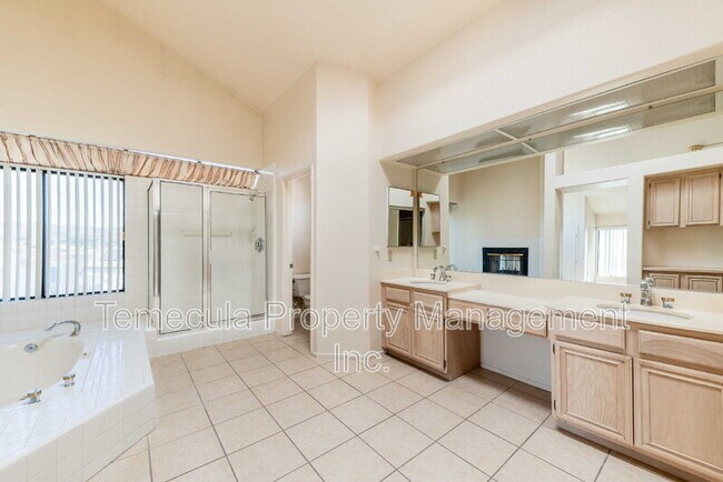 Building Photo - 39721 Casandra Ct