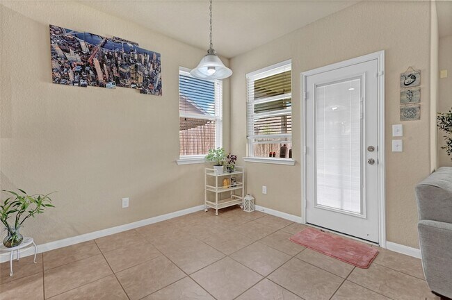 Building Photo - 9981 Stone Creek Ln
