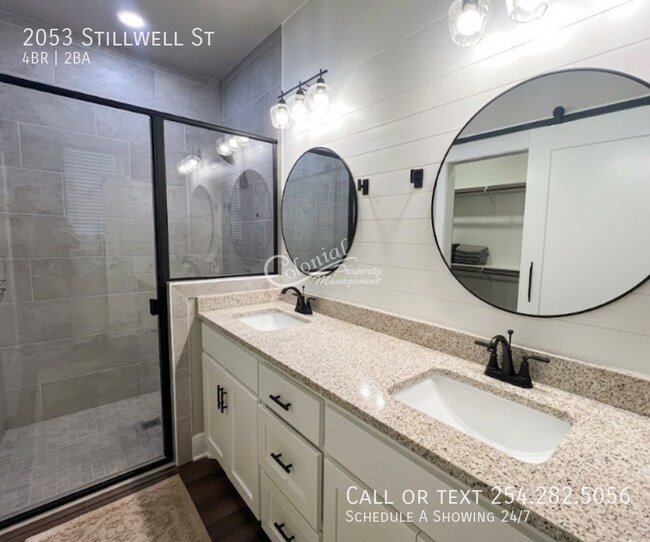 Building Photo - 2053 Stillwell St
