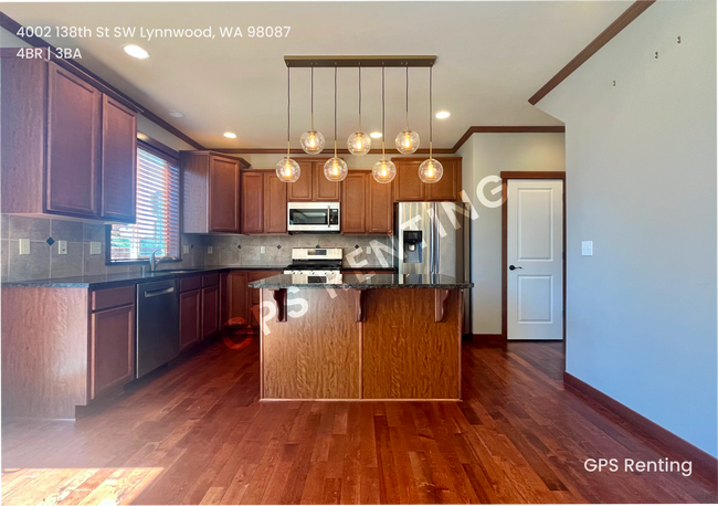 Building Photo - Spacious Modern 4 bedroom In Lynnwood with...