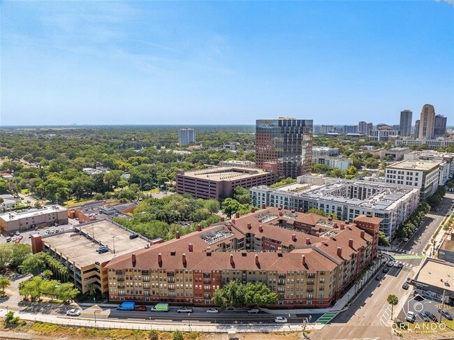 Building Photo - 911 N Orange Ave