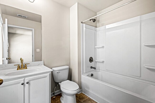 Building Photo - 2635 Ridge Manor Dr