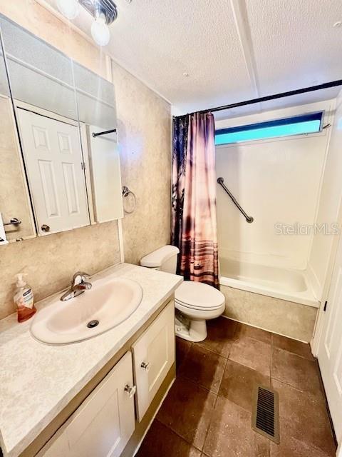 Building Photo - 1216 Liveoak Pkwy