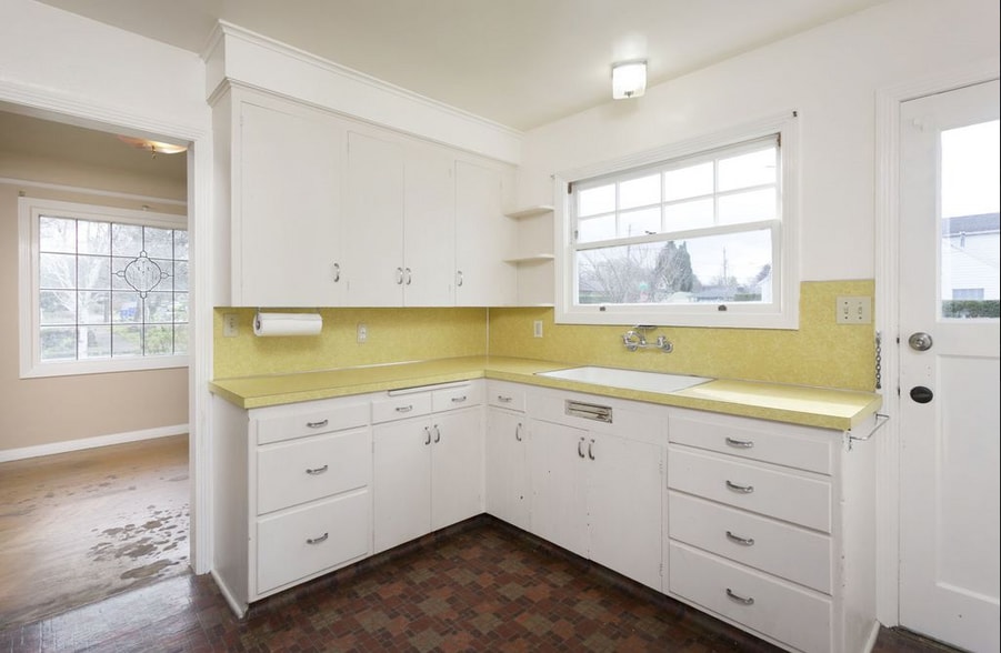 Kitchen (has dishwasher now) - 7405 NE Prescott St
