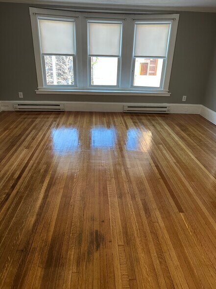 Building Photo - 67 Washington St