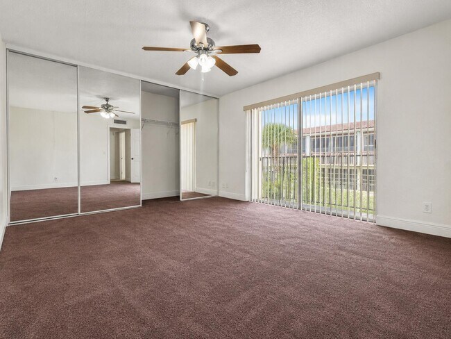Building Photo - 168 Lake Arbor Dr
