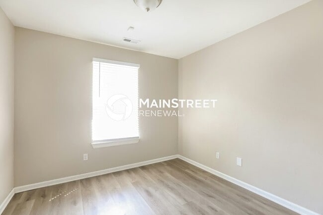 Building Photo - 3 Bedroom Pet-Friendly Home in Kansas City...
