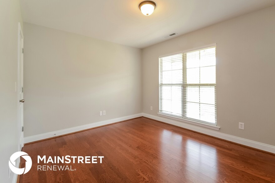 Building Photo - 160 Horton Dr