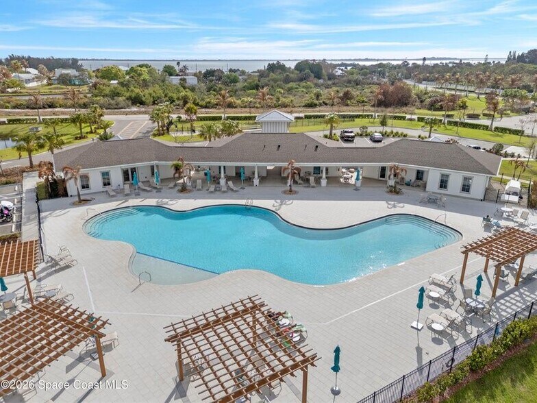 Building Photo - 5388 Waterfall Pl