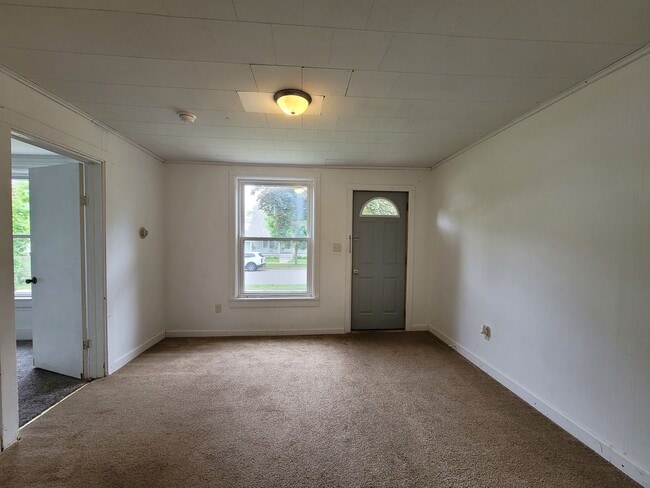Building Photo - 2411-2415 Gowen St