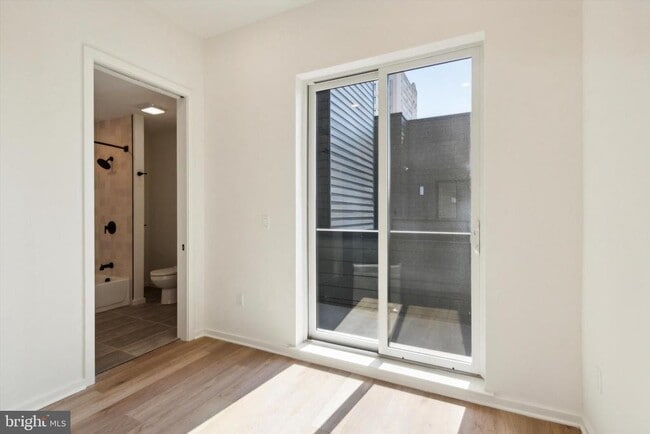 Building Photo - 225 N 12th St