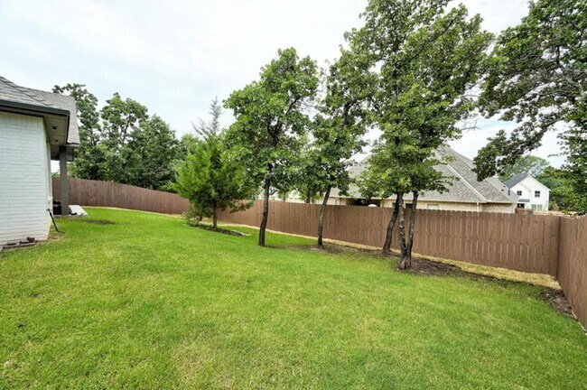 Building Photo - 4001 Stone Hl Ln