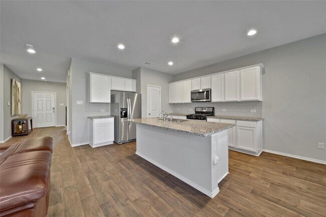 Building Photo - 13854 Rock Island Trl
