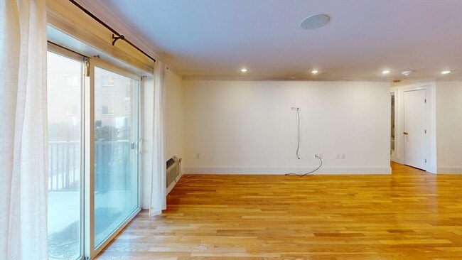 Building Photo - 121 Tremont St