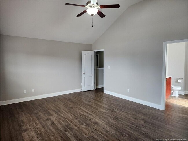 Building Photo - 471 Century Dr
