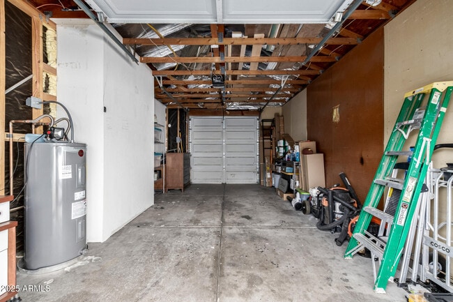 Building Photo - 108 W Almeria Rd