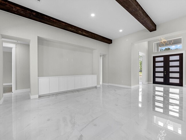 Building Photo - 887 Rd 660