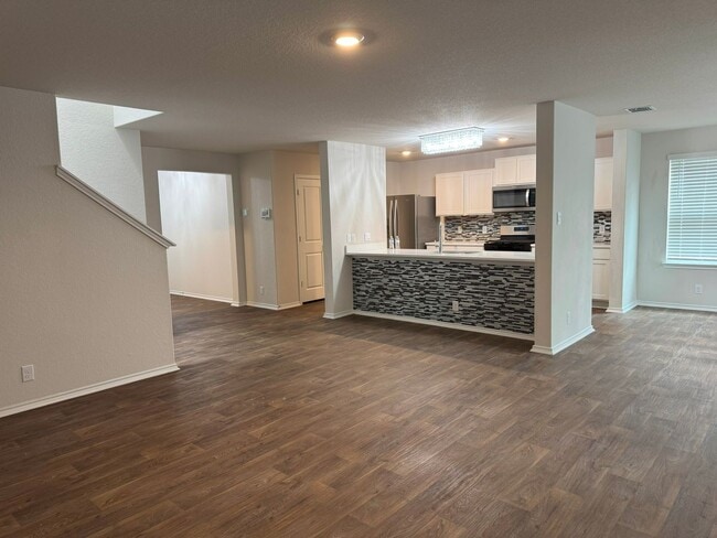 Building Photo - 9603 Lowline Brg