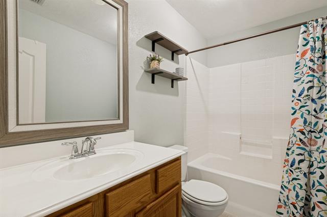 Building Photo - 314 Blackhaw Dr