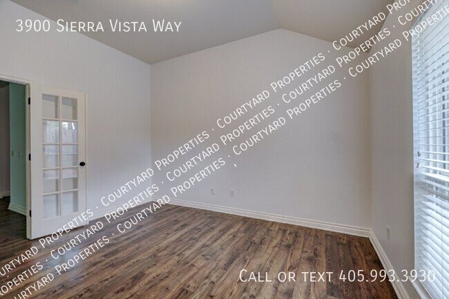 Building Photo - 3900 Sierra Vista Way