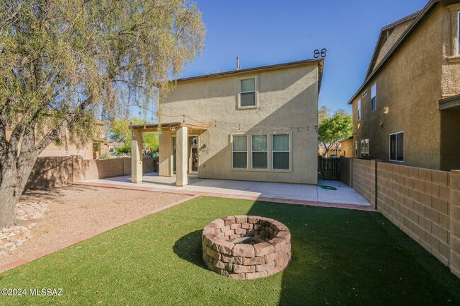 Building Photo - 2790 W Checkerspot Dr