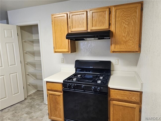 Building Photo - 813 Gemstone Ave