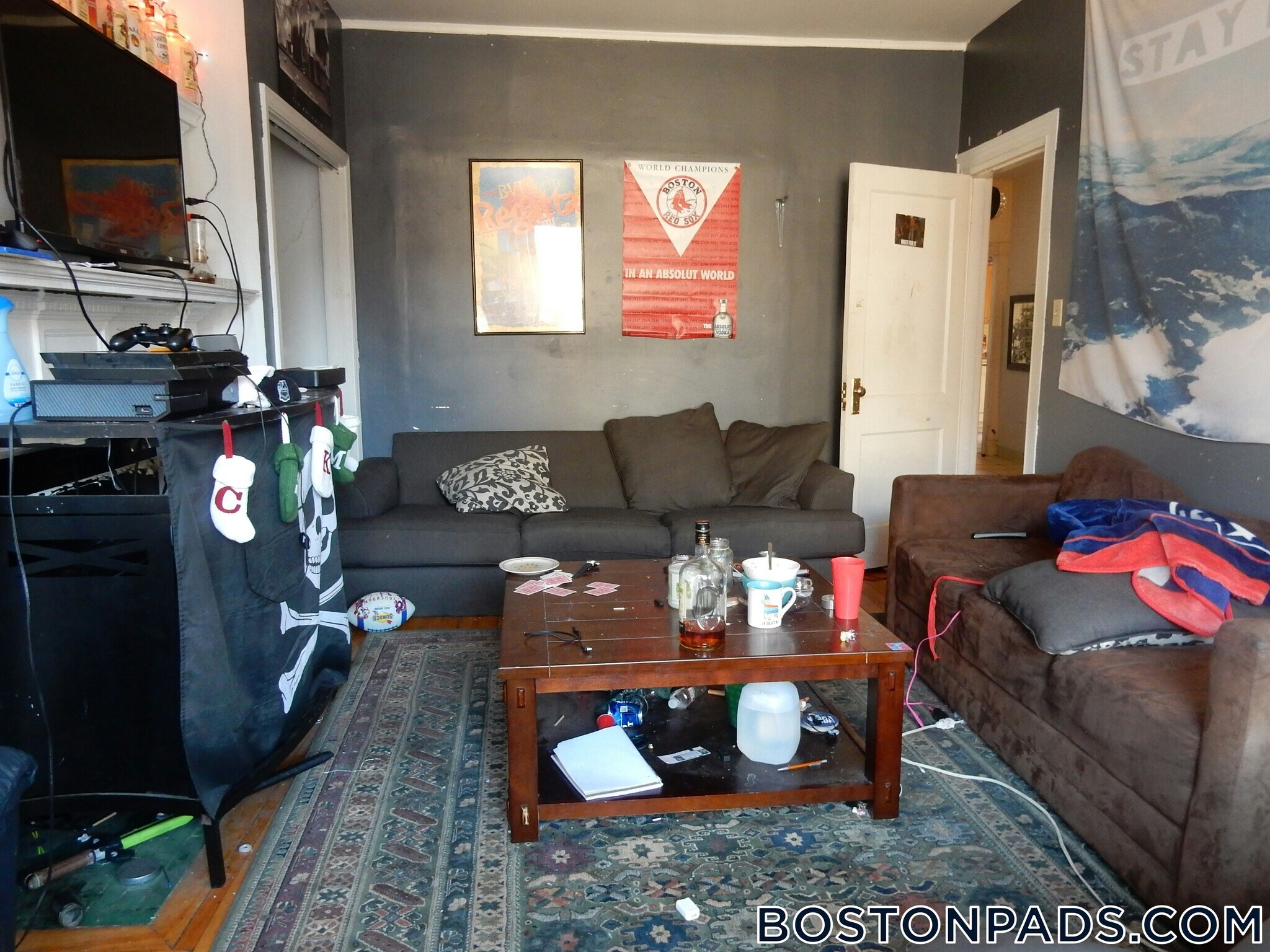 Building Photo - 18 Glenville Ave