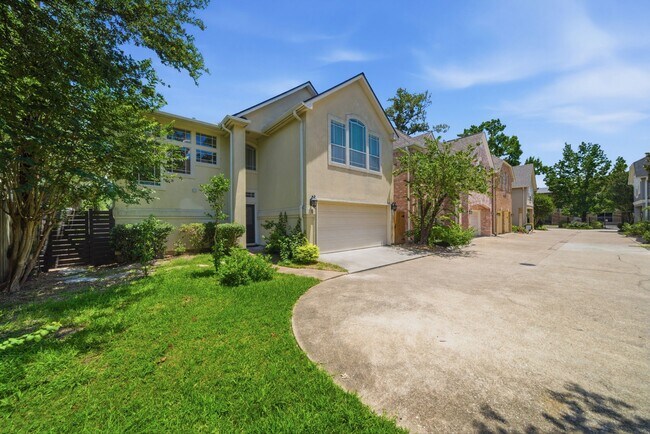 Building Photo - 1413 Whispering Pines Dr