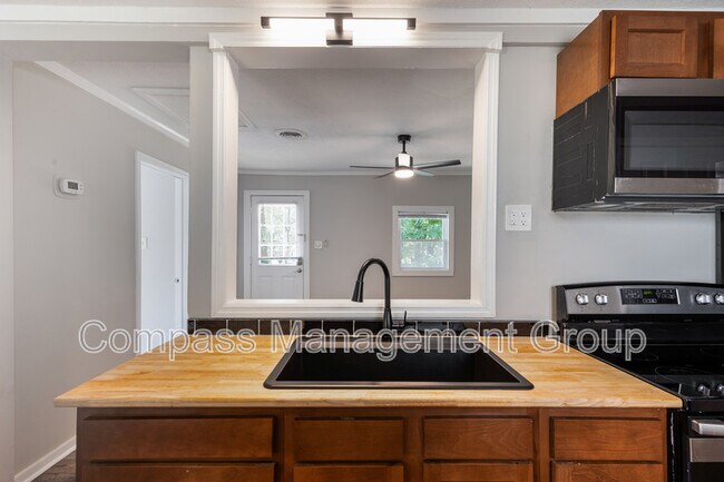 Building Photo - 4516 Sevierville Pike