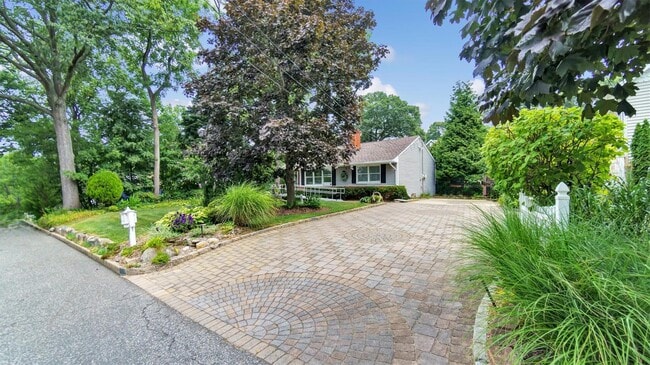 Building Photo - 157 Beaver Dr