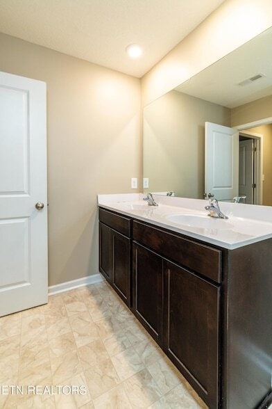 Building Photo - 173 Ashe Ave