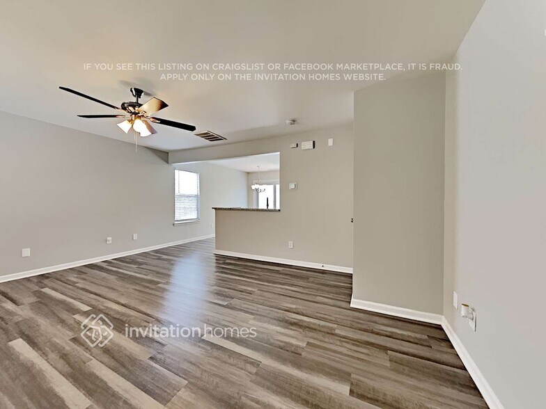 Building Photo - 14633 Arlandes Dr