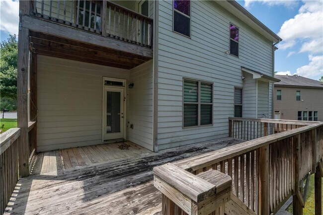 Building Photo - 2121 Spring Sound Ln