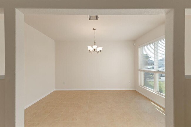 Building Photo - 18818 N Wren Arbor Cir
