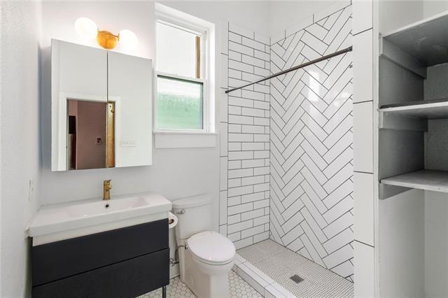 Building Photo - 2721 Philip St