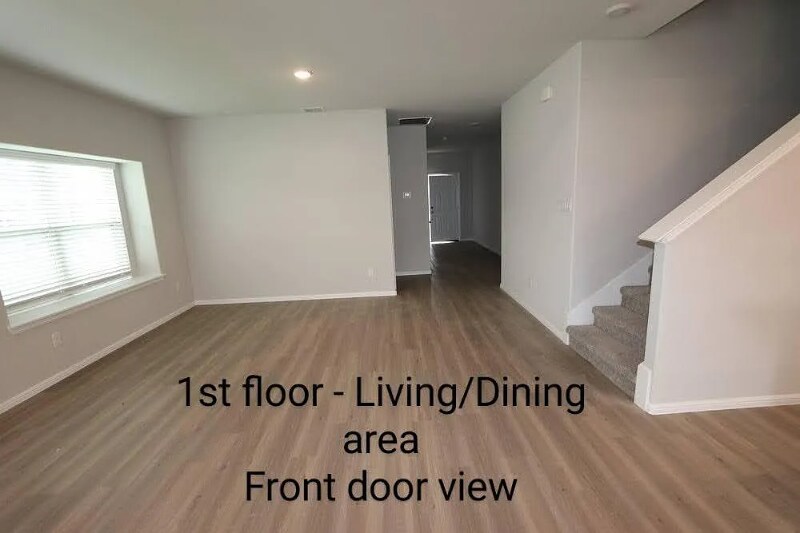 Building Photo - 1217 Putnam St