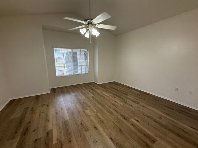 Building Photo - Wyndham Rose in AV, 2 Bedrooms,2 Bathrooms + Den, Gated Community,