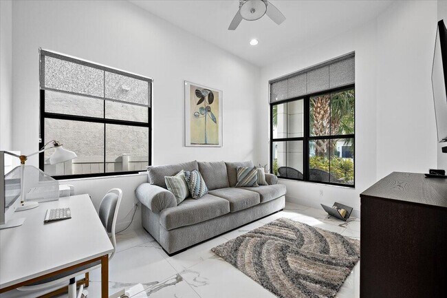 Building Photo - 13673 Artisan Cir